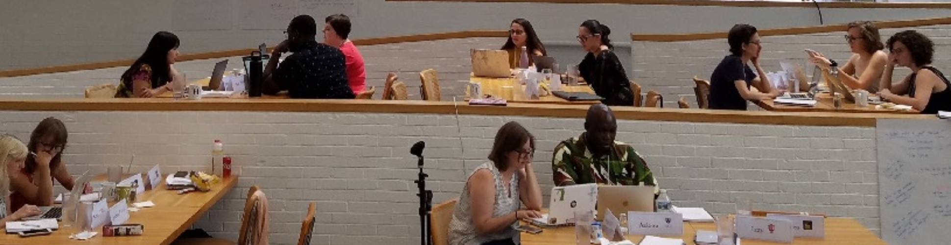 Graduate students from across the country collaborate on teaching exercises at the National Humanities Center